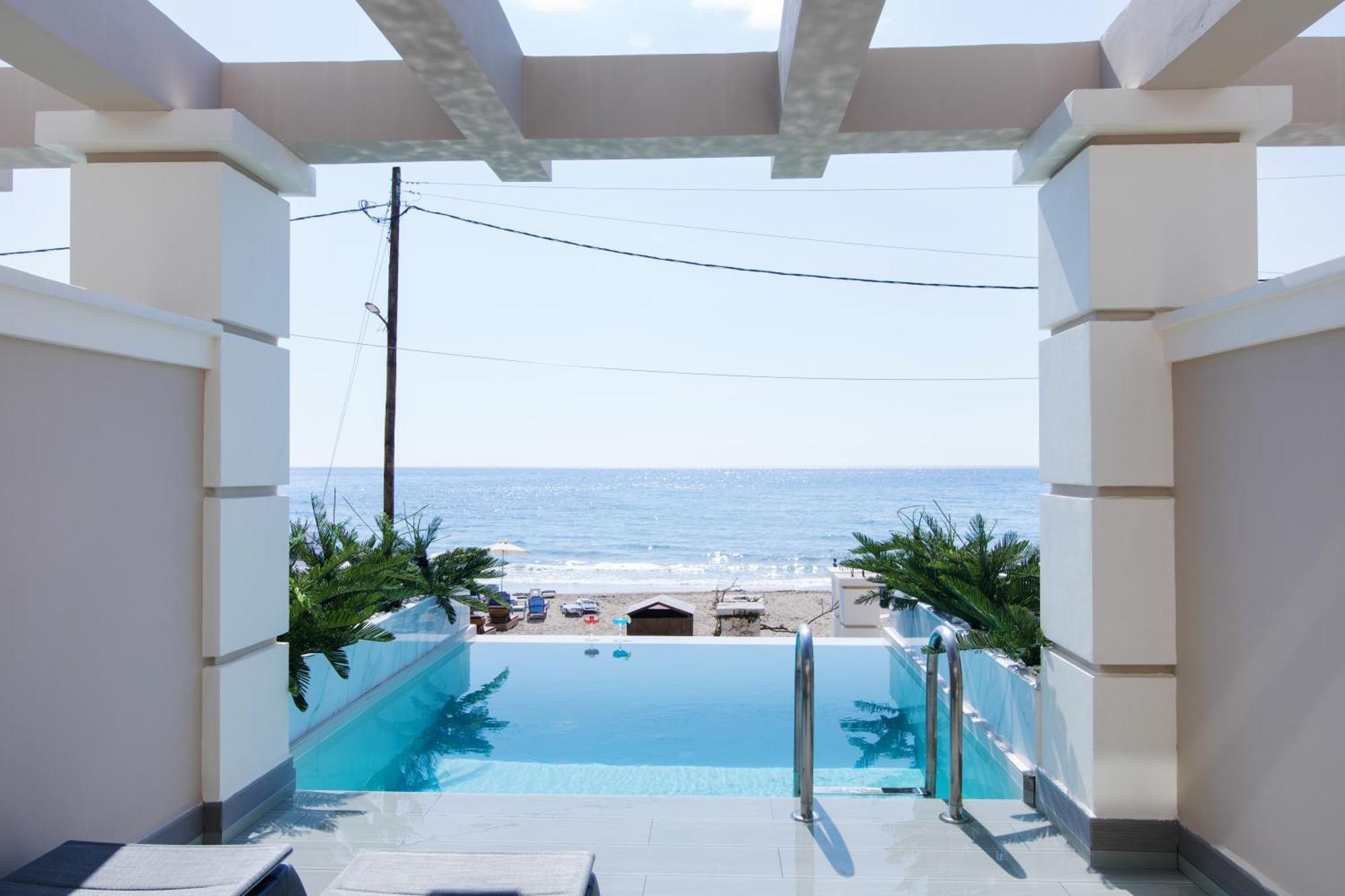 Agios Gordios Hotel *