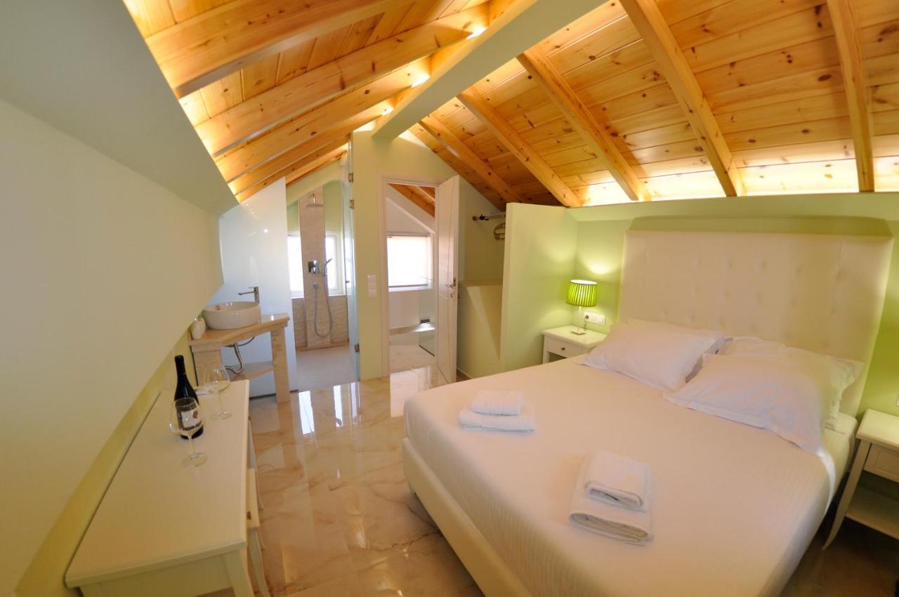 Agios Gordios Hotel *